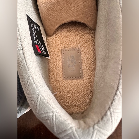 UGG Tasman LTA Slippers - Picture 5 of 9